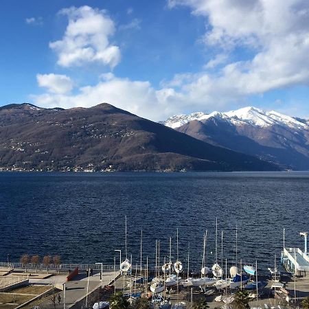 Attico Palazzo Di Vetro Apartment Luino Luaran gambar