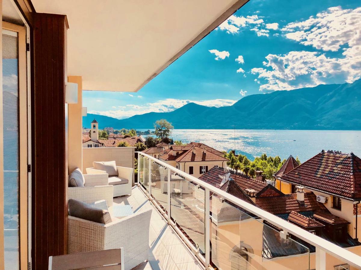 Attico Palazzo Di Vetro Apartment Luino Luaran gambar